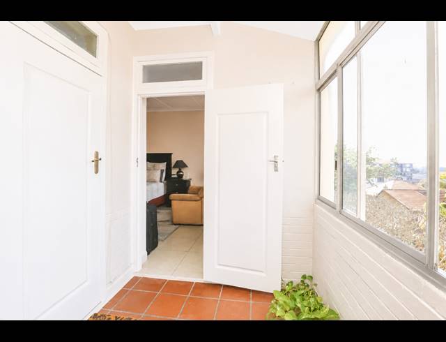 2 BEDROOM APARTMENT FOR SALE IN MORNINGSIDE